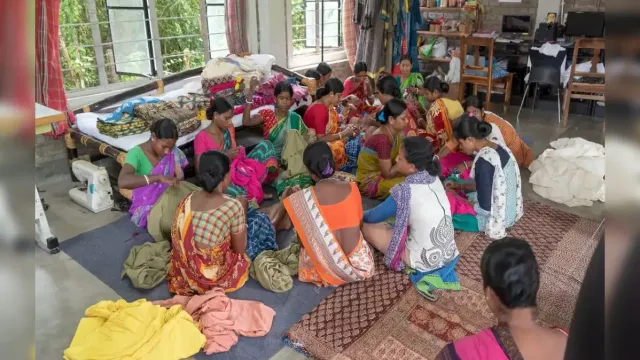 Village Women Become Financially Independent
